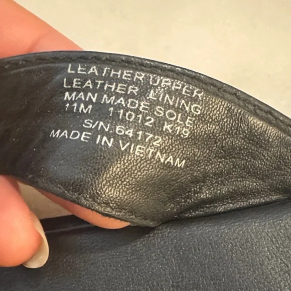 Tory Burch Black and Gold Sandals - Picture 3 of 16